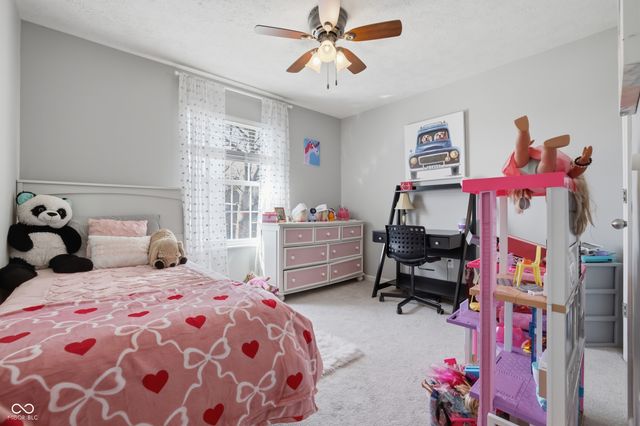 57 Carriage Lake Drive, Brownsburg, IN 46112