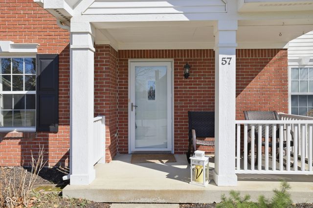 57 Carriage Lake Drive, Brownsburg, IN 46112