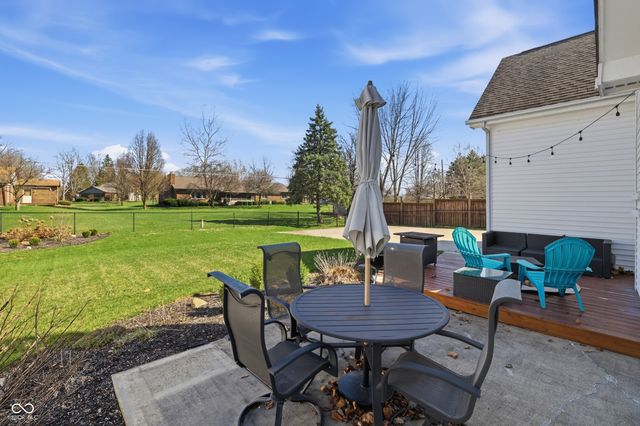 57 Carriage Lake Drive, Brownsburg, IN 46112