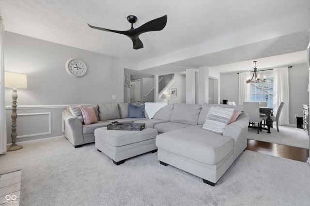 57 Carriage Lake Drive, Brownsburg, IN 46112