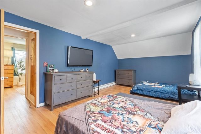 7 Jackson St, Gardner, MA 01440