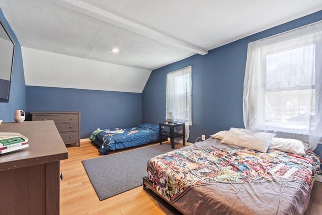 7 Jackson St, Gardner, MA 01440