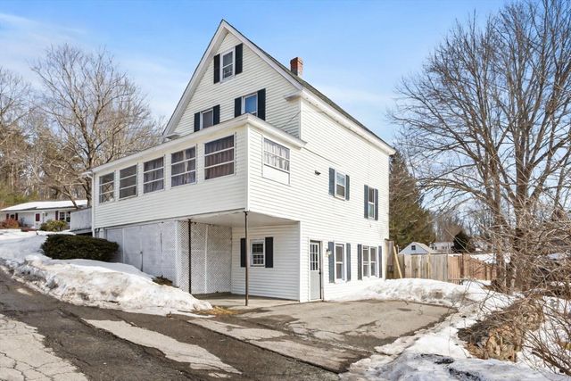 7 Jackson St, Gardner, MA 01440