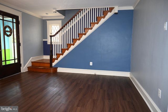 215 W DUPONT ST, Ridley Park, PA 19078