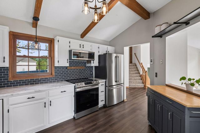 11239 49th Avenue N, Plymouth, MN 55442