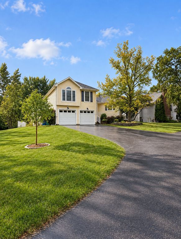 11239 49th Avenue N, Plymouth, MN 55442 — photo 2