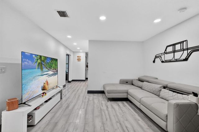 1691 W 26th Court, Riviera Beach, FL 33404
