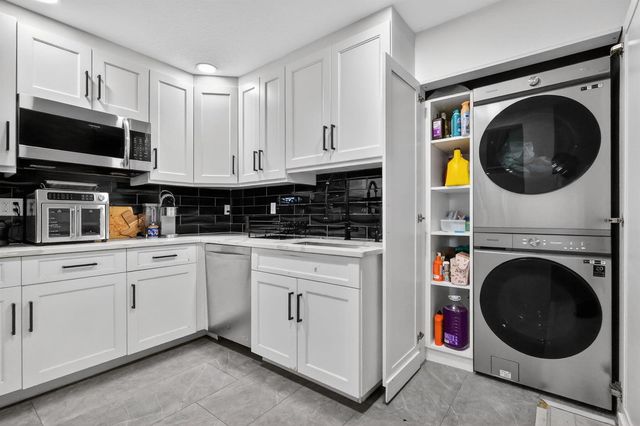 1691 W 26th Court, Riviera Beach, FL 33404