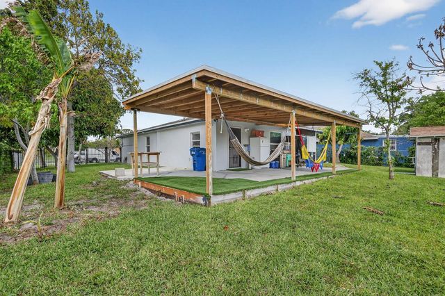 1691 W 26th Court, Riviera Beach, FL 33404