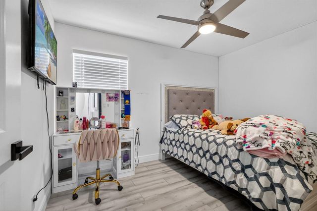 1691 W 26th Court, Riviera Beach, FL 33404