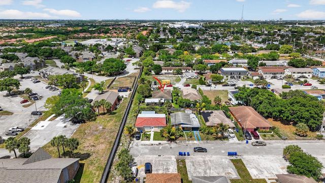 1691 W 26th Court, Riviera Beach, FL 33404