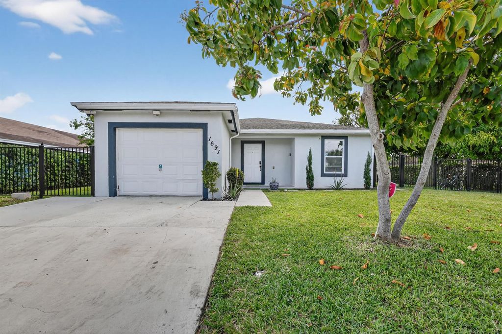 1691 W 26th Court, Riviera Beach, FL 33404