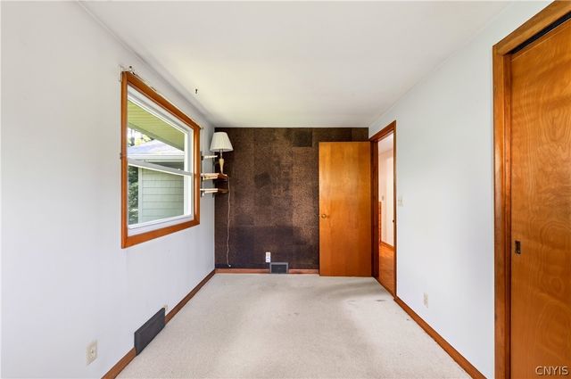 201 Oakridge, Salina, NY 13088