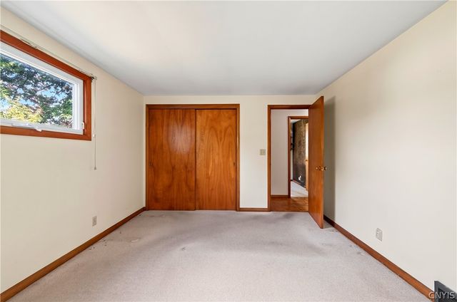 201 Oakridge, Salina, NY 13088