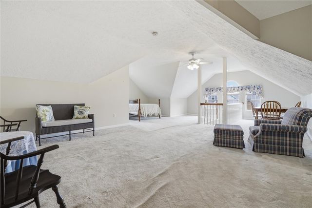 6380 Jefferson Pointe Cir, Jefferson Hills, PA 15025
