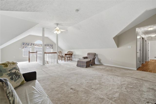 6380 Jefferson Pointe Cir, Jefferson Hills, PA 15025
