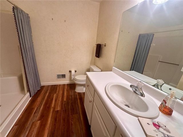 6380 Jefferson Pointe Cir, Jefferson Hills, PA 15025
