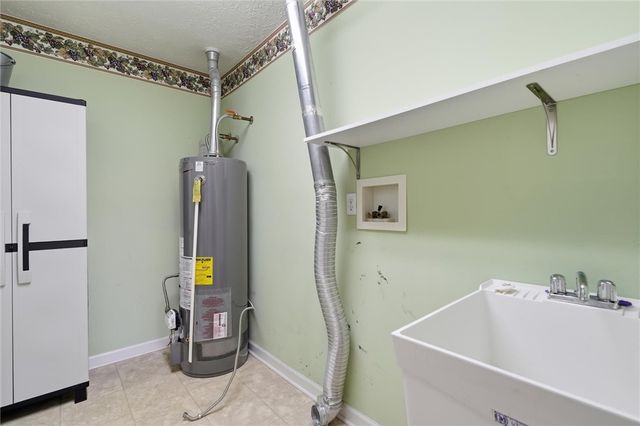 6380 Jefferson Pointe Cir, Jefferson Hills, PA 15025