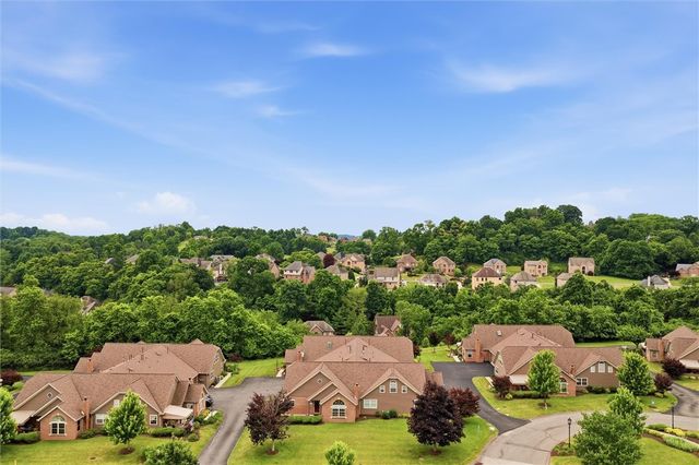 6380 Jefferson Pointe Cir, Jefferson Hills, PA 15025