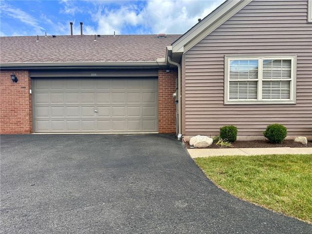 6380 Jefferson Pointe Cir, Jefferson Hills, PA 15025