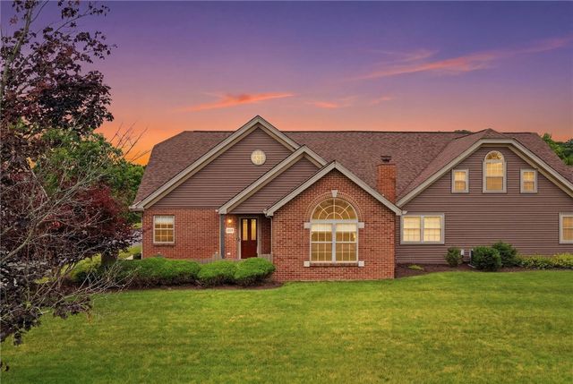 6380 Jefferson Pointe Cir, Jefferson Hills, PA 15025