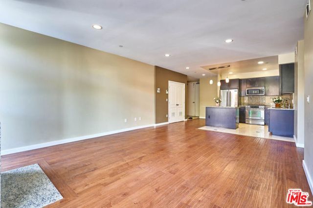 401 N Serrano Avenue 105, Los Angeles, CA 90004