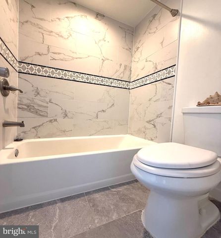 4959 LINSEY CT, Woodbridge, VA 22193