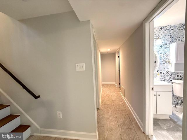 4959 LINSEY CT, Woodbridge, VA 22193