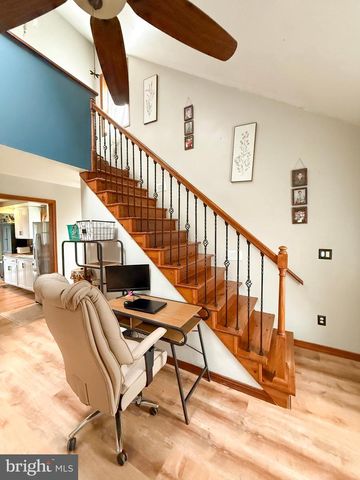 72 KRISTI LN, Lewistown, PA 17044