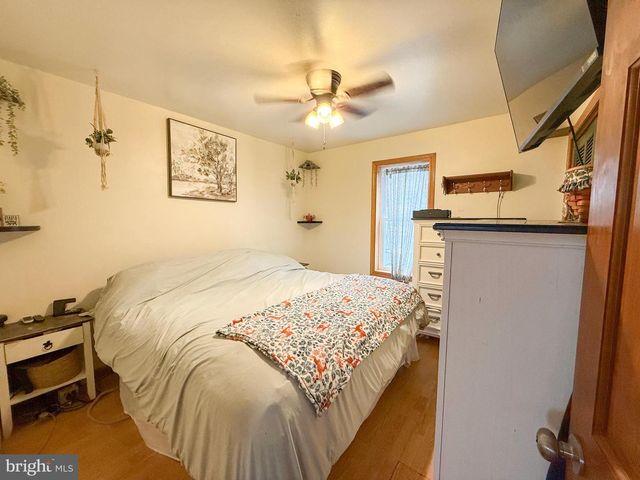 72 KRISTI LN, Lewistown, PA 17044