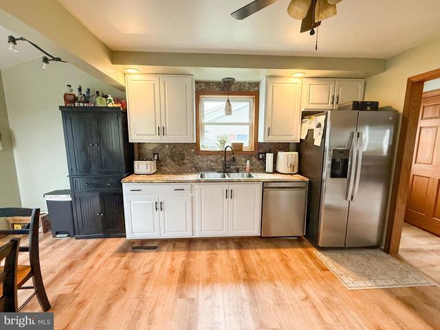 72 KRISTI LN, Lewistown, PA 17044