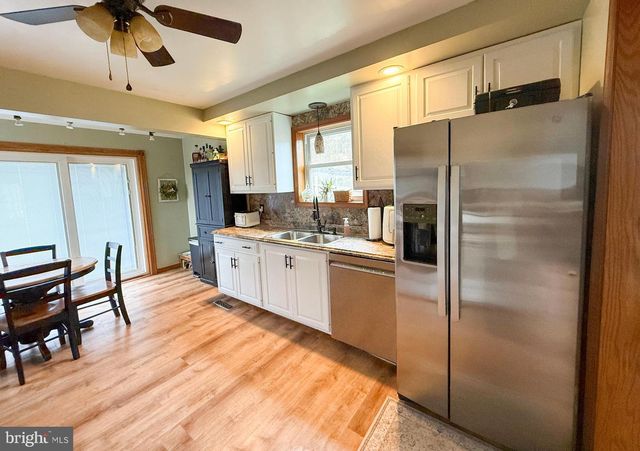 72 KRISTI LN, Lewistown, PA 17044