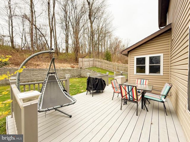 72 KRISTI LN, Lewistown, PA 17044