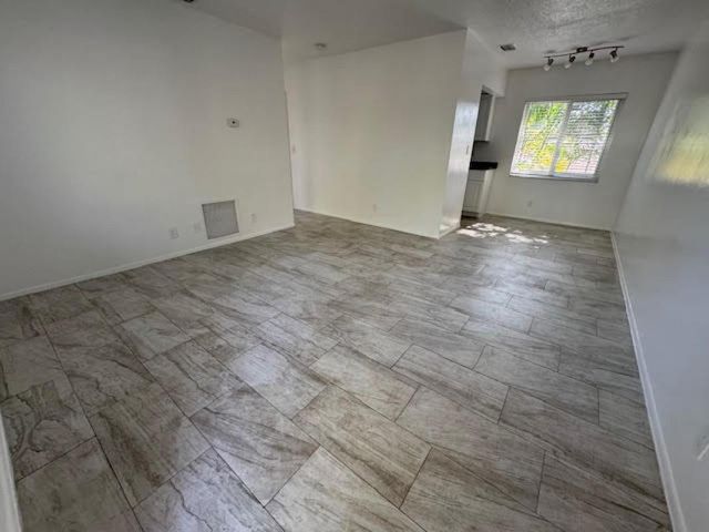 75 SW 10th St 205, Fort Lauderdale, FL 33315