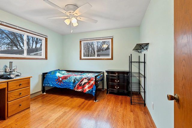 925 W LINDBERGH STREET, Appleton, WI 54914