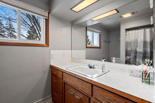 925 W LINDBERGH STREET, Appleton, WI 54914