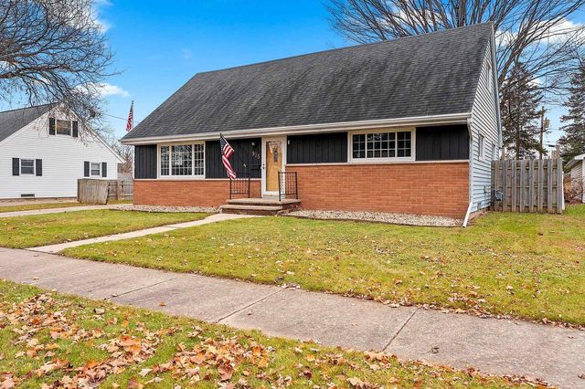 925 W LINDBERGH STREET, Appleton, WI 54914