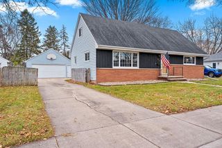 925 W LINDBERGH STREET, Appleton, WI 54914