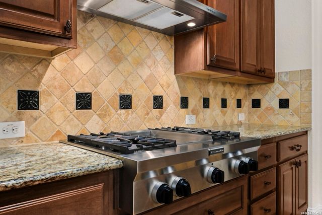 1011 Olivia View, San Antonio, TX 78260