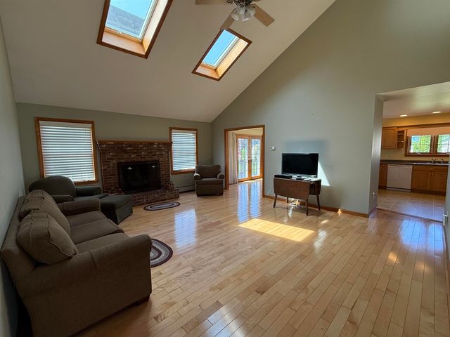 4 Lyman Avenue, Rutland City, VT 05701