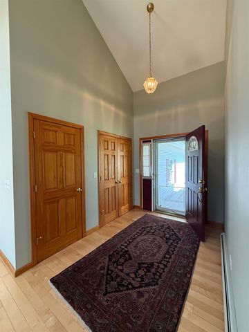 4 Lyman Avenue, Rutland City, VT 05701