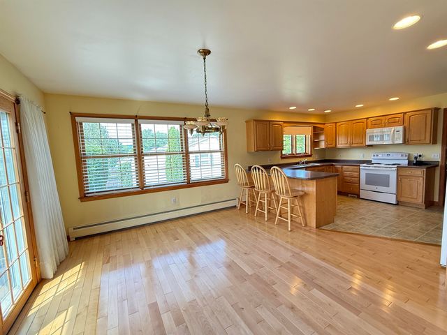 4 Lyman Avenue, Rutland City, VT 05701