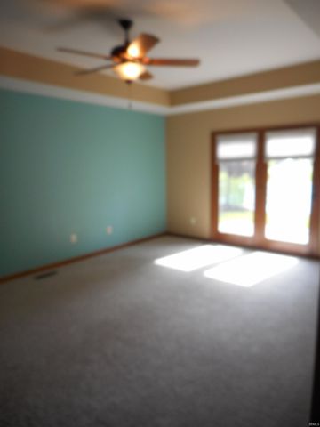 4780 Zelt Cove, New Haven, IN 46774