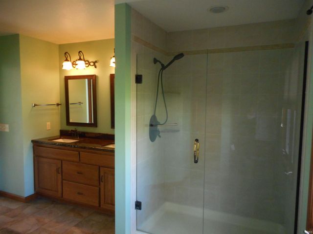 4780 Zelt Cove, New Haven, IN 46774