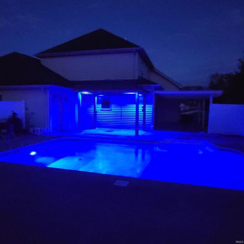 4780 Zelt Cove, New Haven, IN 46774