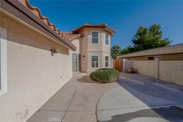 14702 Robin Lane, Helendale, CA 92342