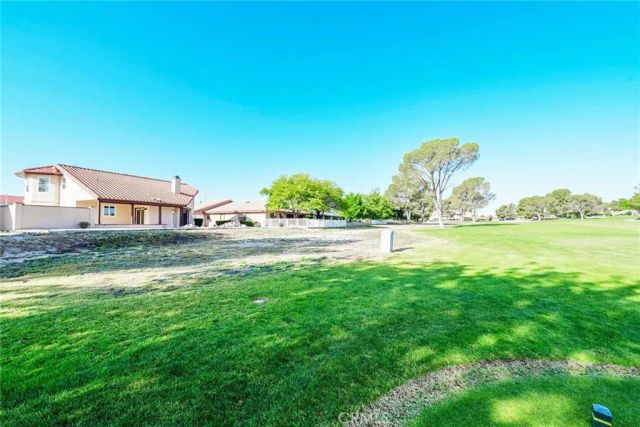14702 Robin Lane, Helendale, CA 92342