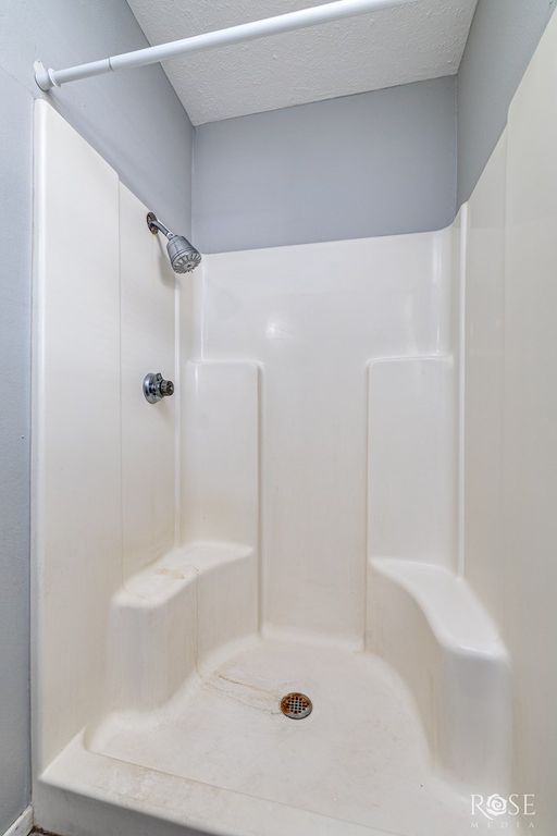 Image 20 of property listing at 911 Todd Lane, San Angelo, TX 76903