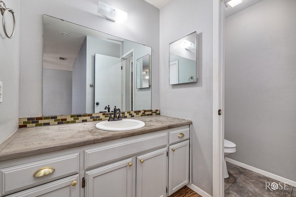 Image 25 of property listing at 911 Todd Lane, San Angelo, TX 76903