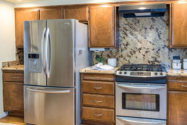 4700 Robertson Ave, Carmichael, CA 95608